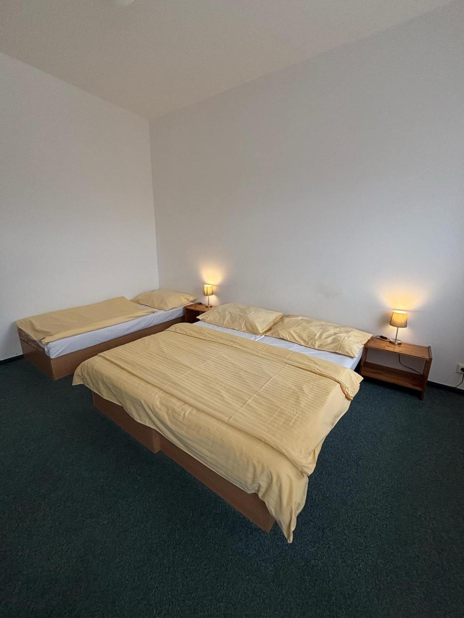 Hotel Koruna Roudnice nad Labem Dış mekan fotoğraf